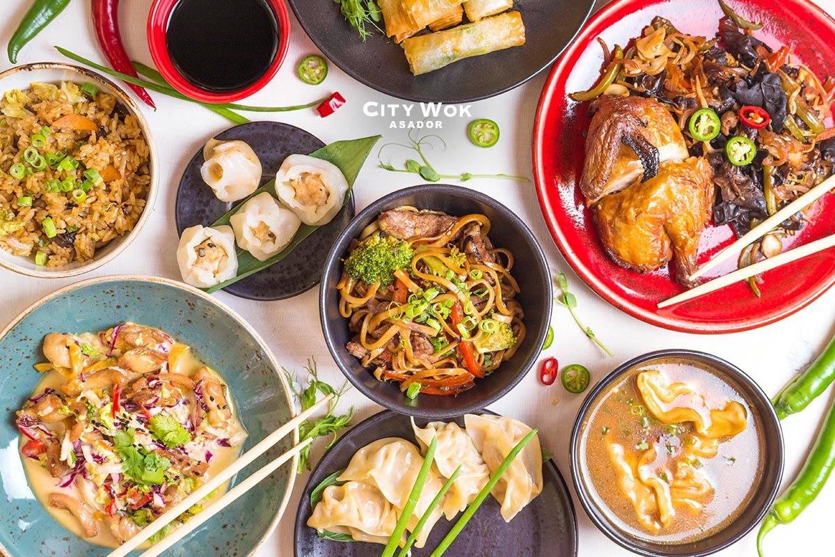 Platos de la gastronomía China Asador City Wok Elche